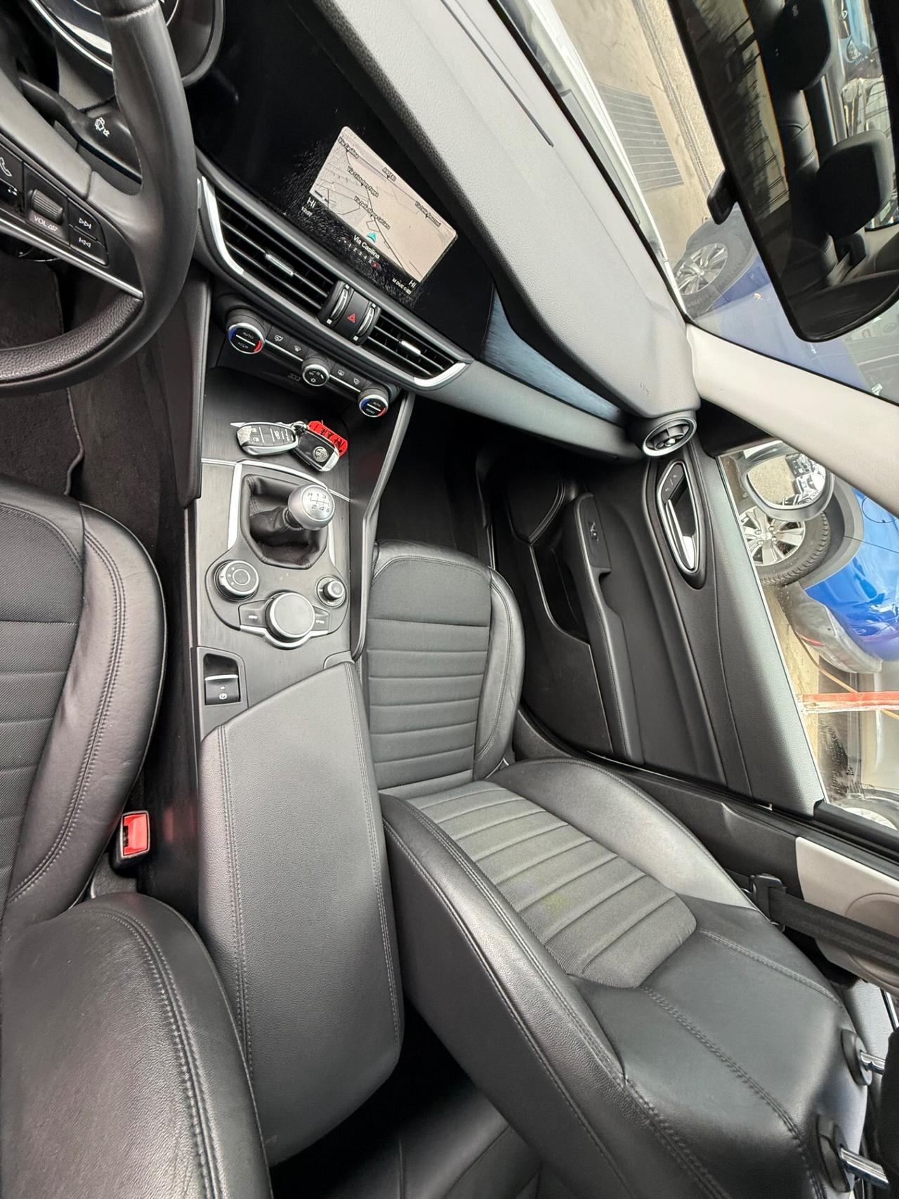 Giulia 2.2 180 CV/sport /rate/permute/E6