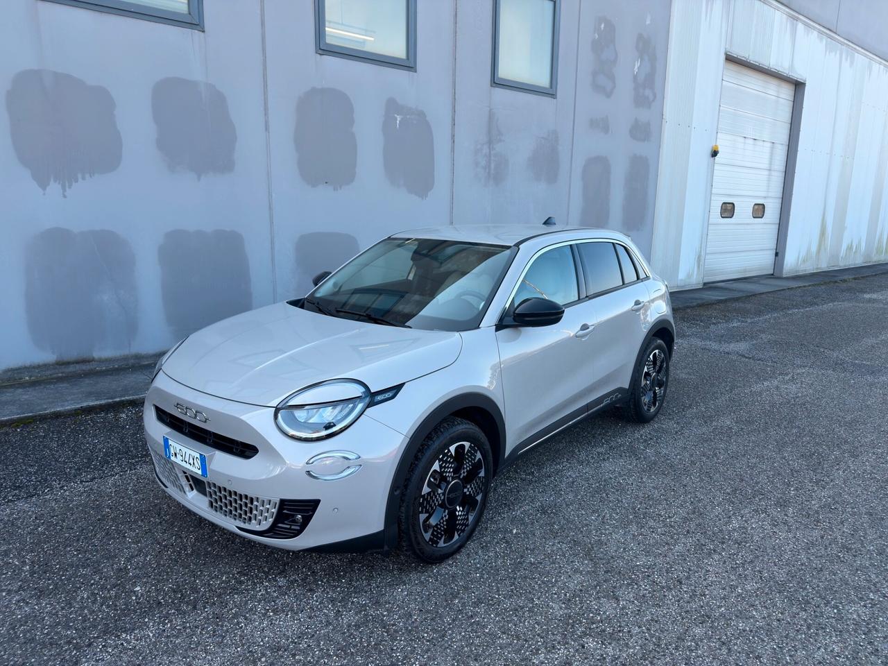 Fiat 600 Hybrid 136 CV DCT MHEV La Prima