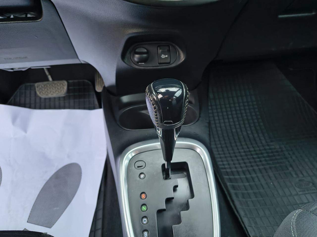 Toyota Yaris 1.5 Hybrid 5 porte *PREZZO REALE*