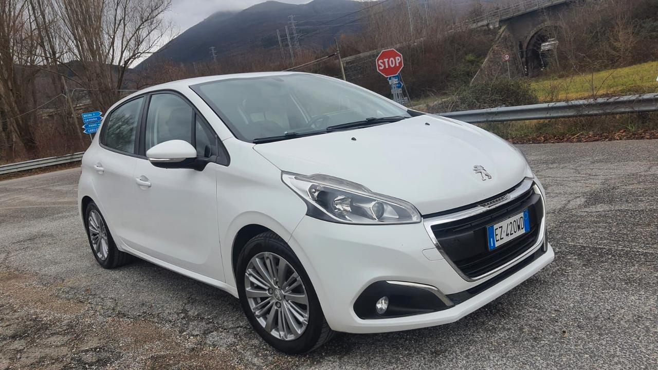 Peugeot 208 BlueHDi 75 5 porte Active