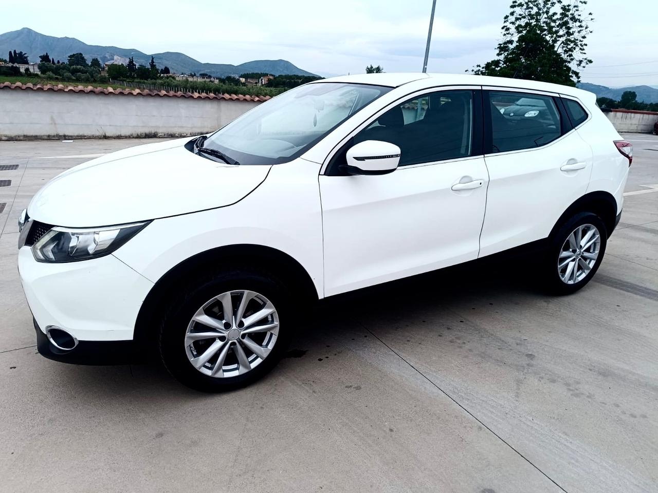Nissan Qashqai 1.5 dCi N-Vision
