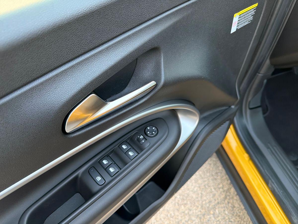 JEEP Avenger full-electric Summit fwd 156cv auto