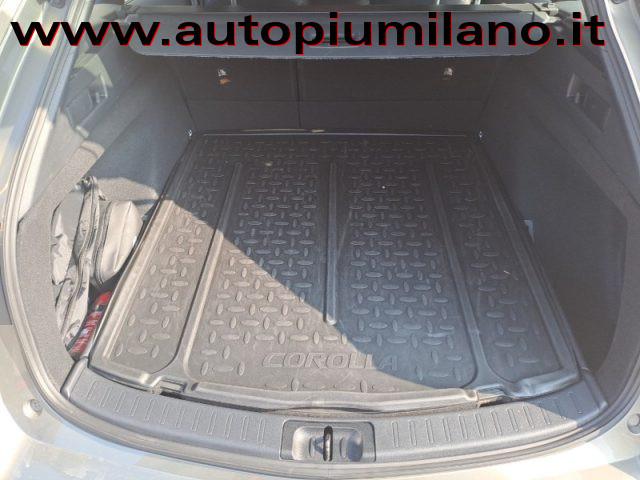 TOYOTA Corolla Touring Sports 1.8 Hybrid Business