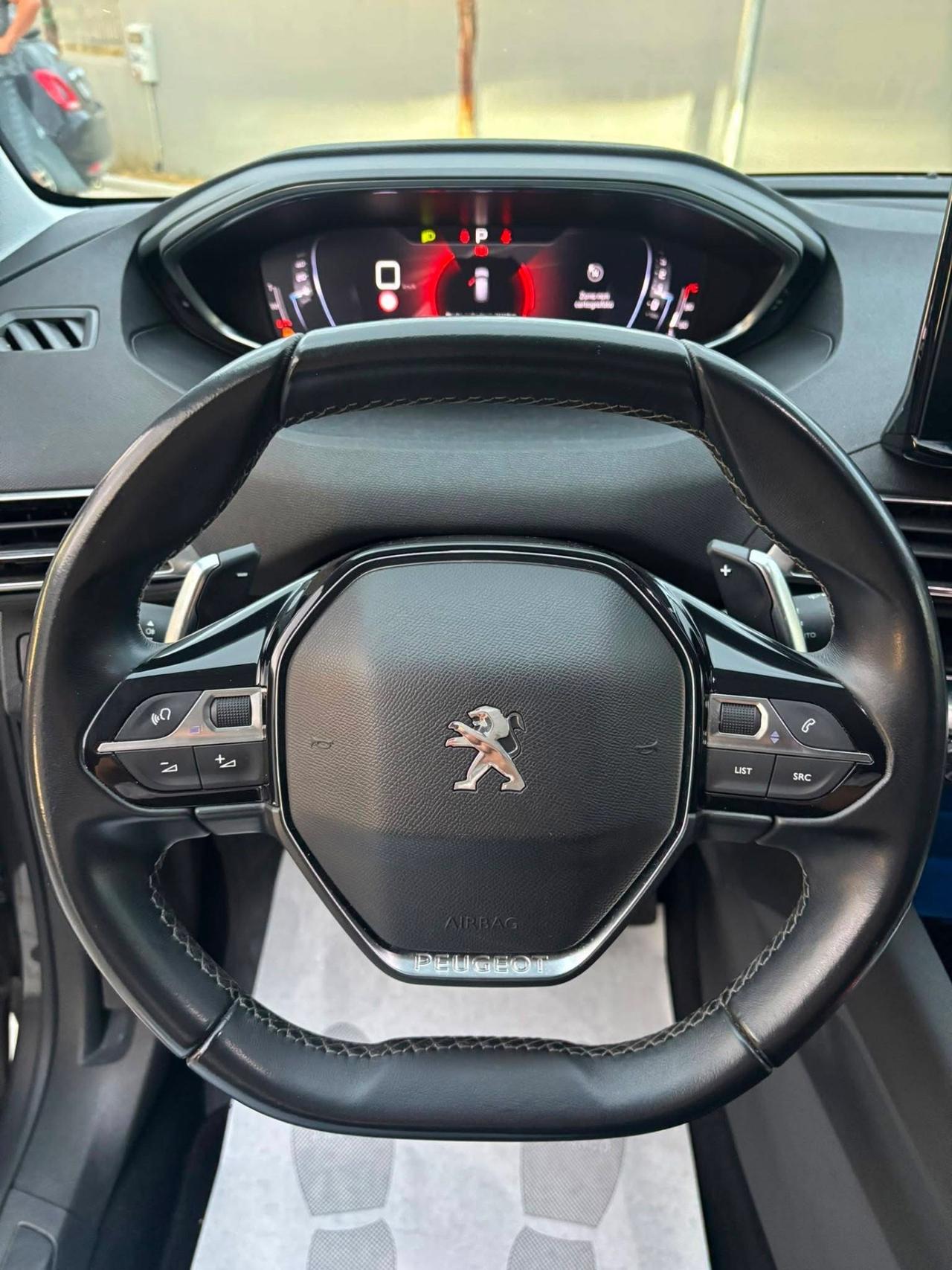 Peugeot 3008 BlueHDi 130 S&S Allure