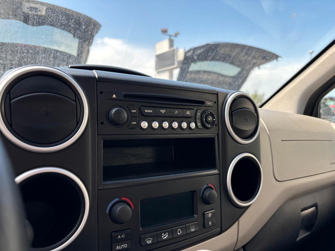 Peugeot Partner 1.6 Diesel 7 posti Neopatentati