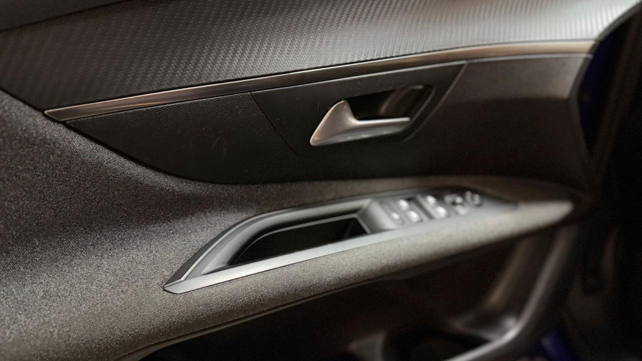 Peugeot 3008 BlueHDi 130 S&S EAT8 GT