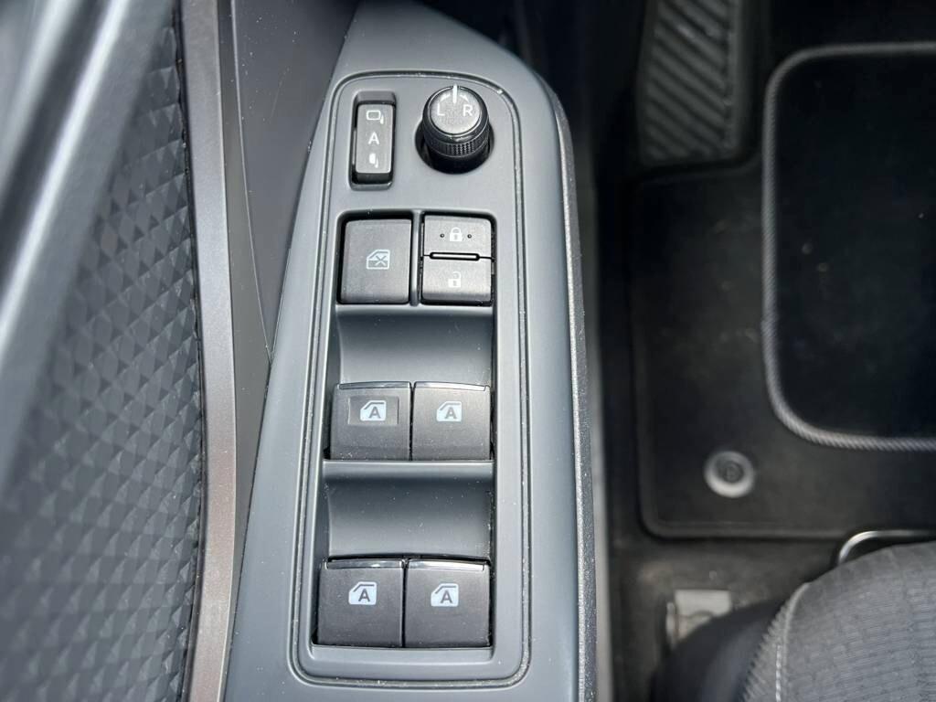 Toyota C-HR 1.8 Hybrid E-CVT Lounge