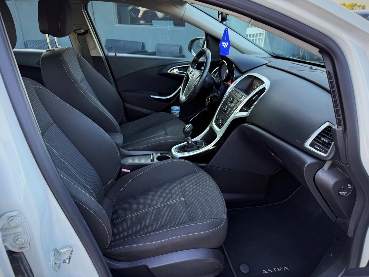 Opel Astra 2.0 CDTI 165CV 5 porte Cosmo S