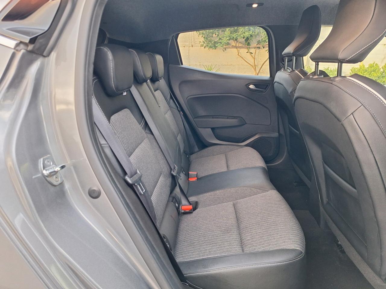 Renault Clio TECHNO 1.0 TCe 90cv Nav+Retrocam - 2023