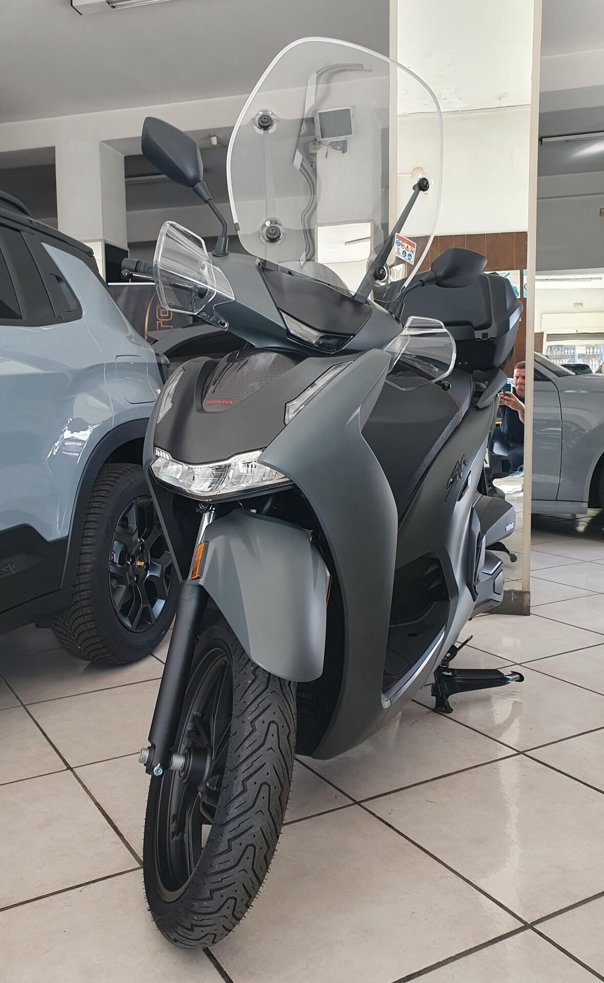 PIAGGIO BEVERLY 300 IE S IN PRONTA CONSEGNA