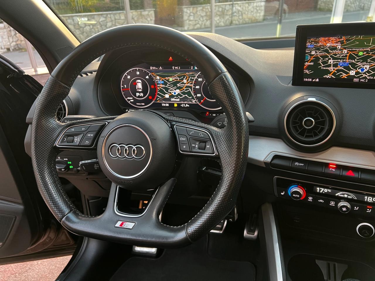 Audi Q2 30 TDI S tronic-2xS Line-TETTO-FULL