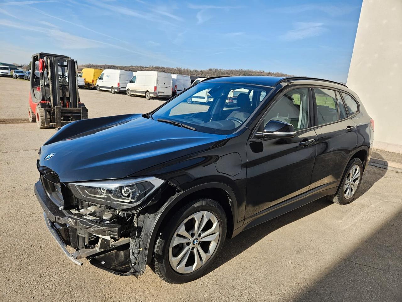 BMW X1 xdrive25e START - INCIDENTATA