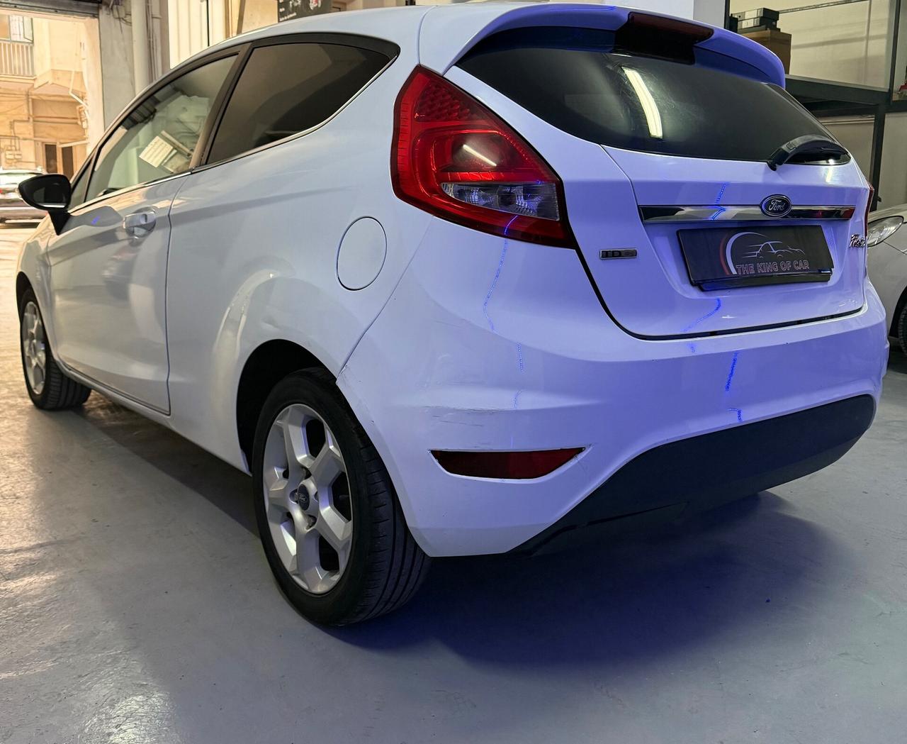Ford Fiesta 1.4 TDCi 70CV 3 porte Titanium