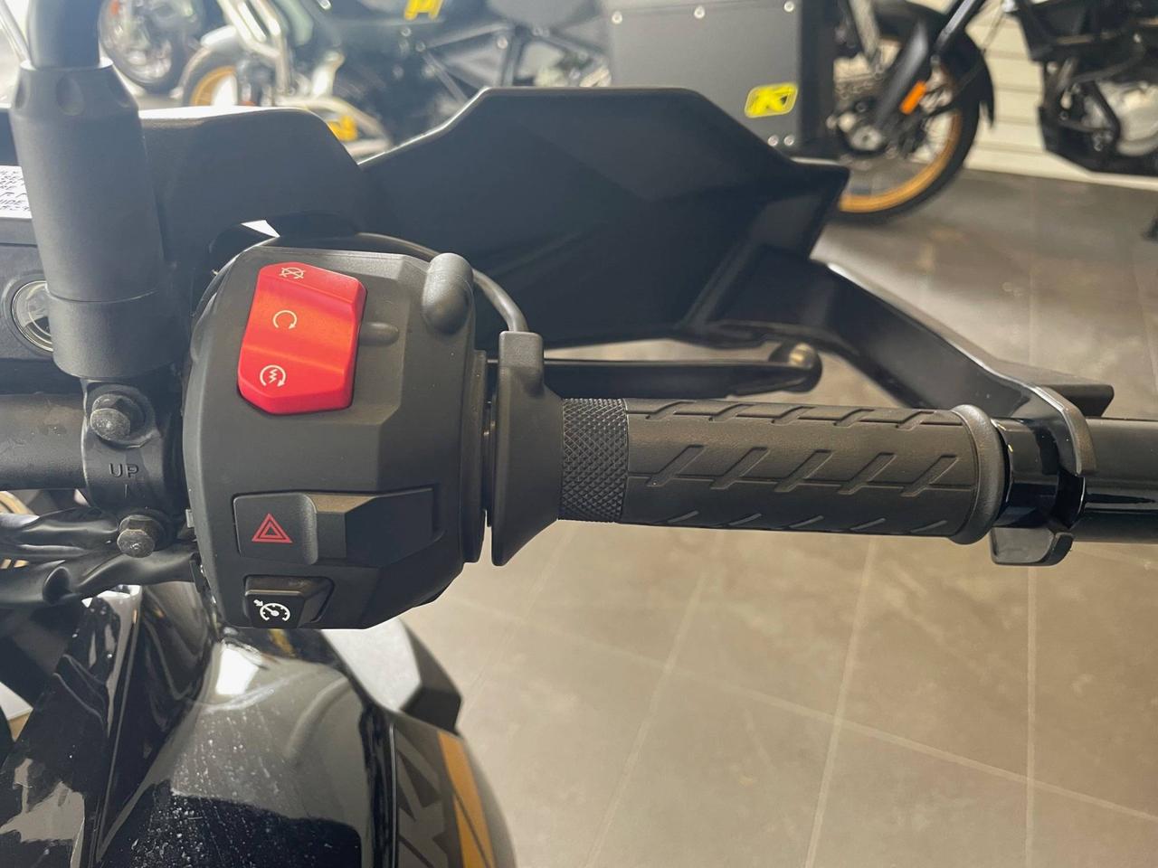 SUZUKI V-Strom - V-Strom DL 1050 XT Abs