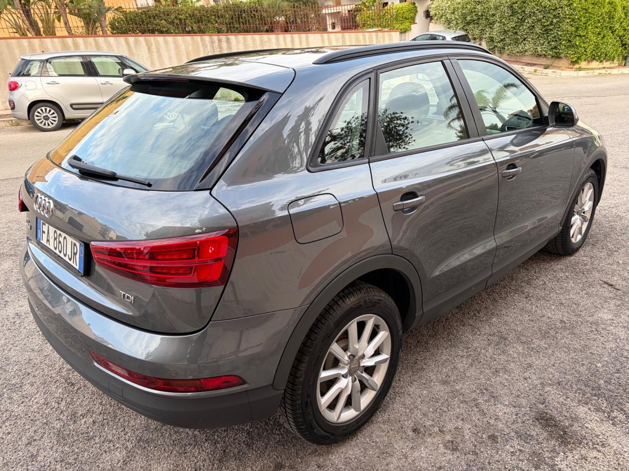 Audi Q3 2.0 TDI 150 CV Sport ok certificati !!!
