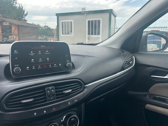 Fiat Tipo 1.6 Mjt S&S DCT SW Lounge