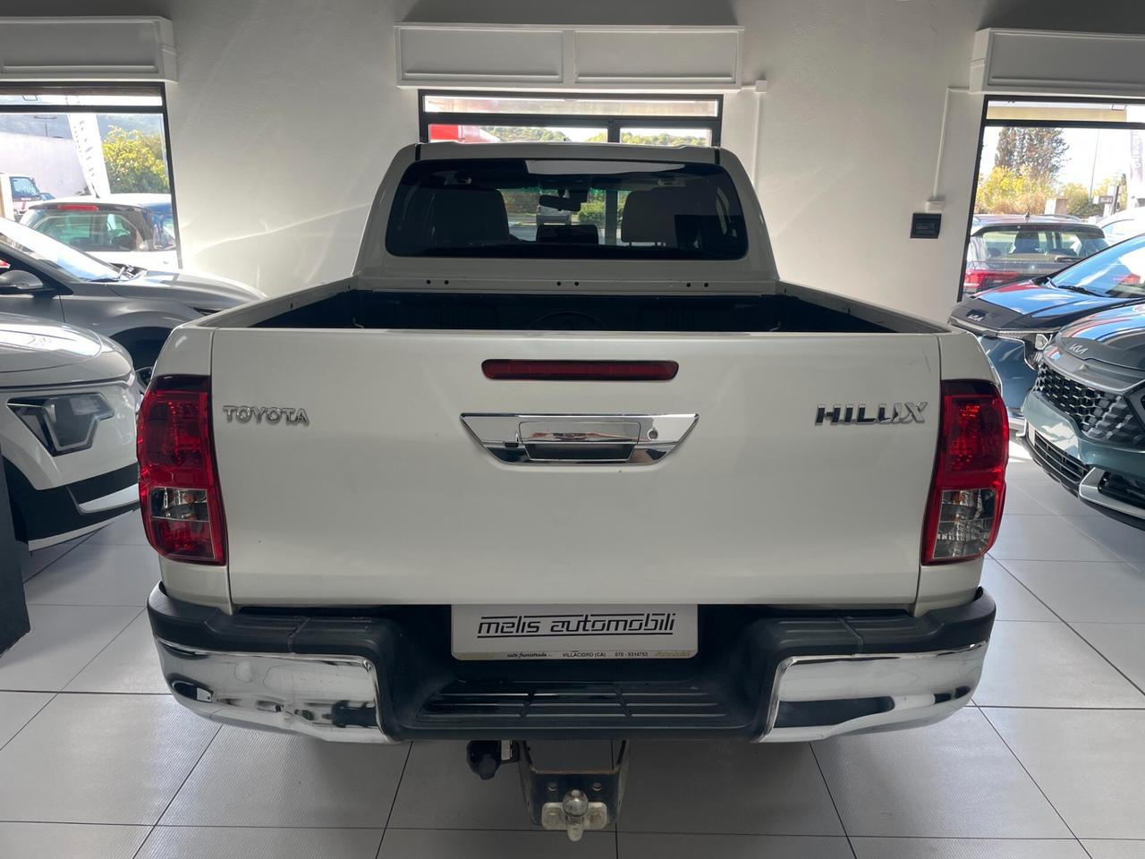 Toyota Hilux 2.4 D-4D A/T 4WD 4 porte Double Cab Executive