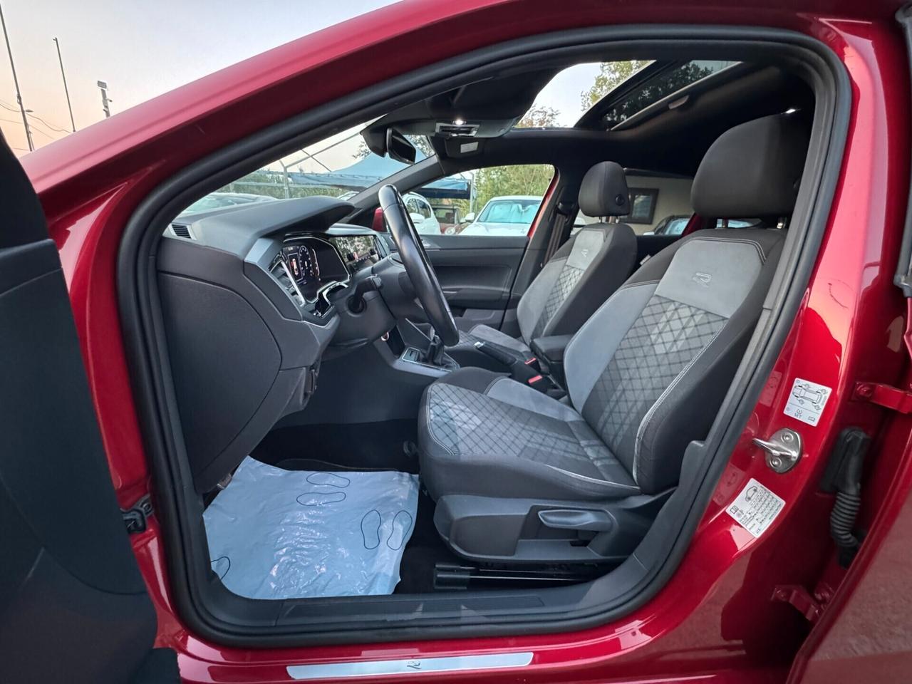 Taigo 1.0 TSI 110 CV R-Line