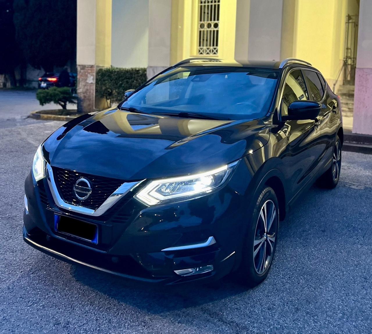 Nissan Qashqai 1.5 dCi Cambio Automatico Tekna Acc.Permute