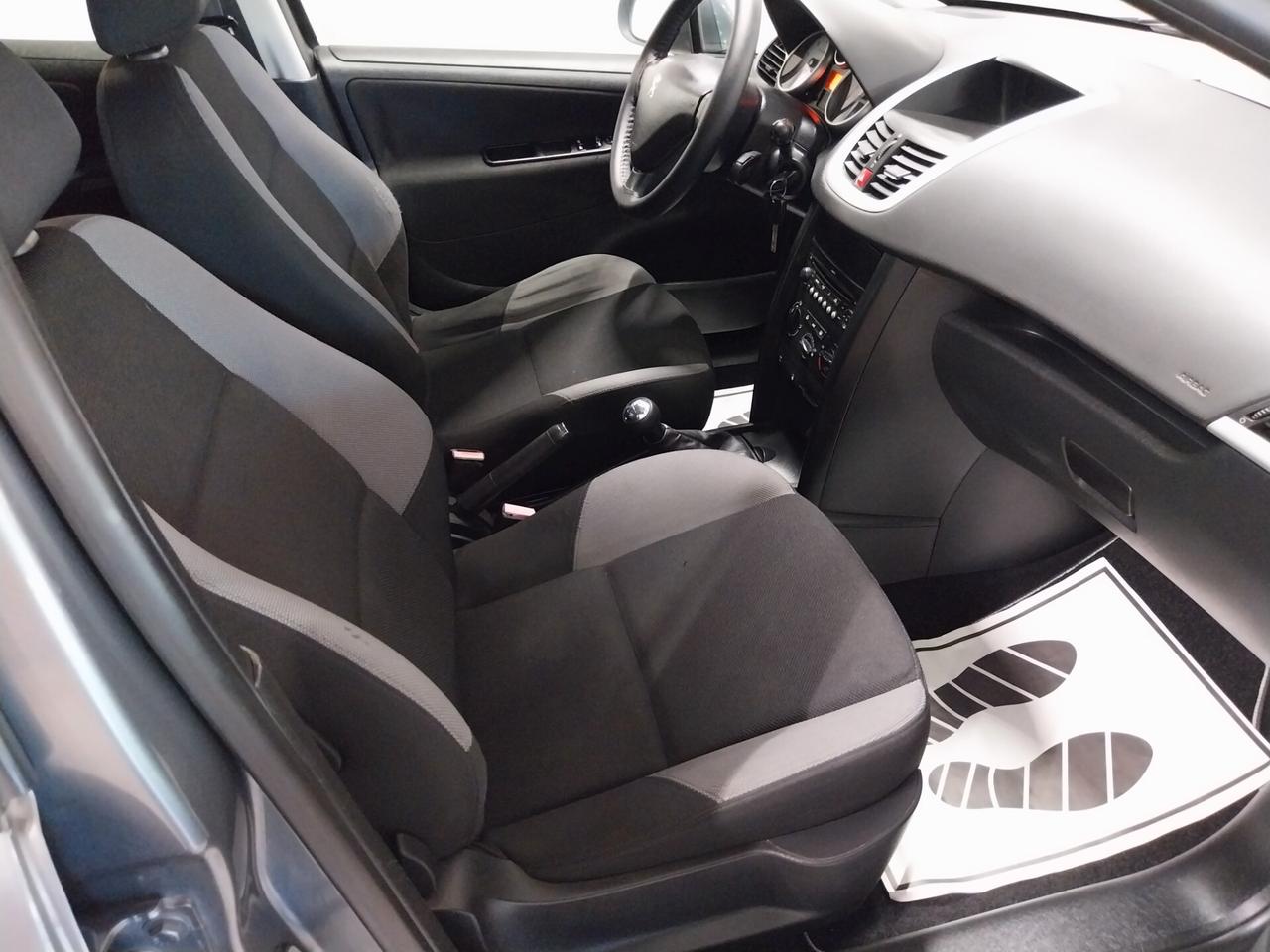 Peugeot 207 1.4 HDi 70CV 5p. Energie Sport - ok neopatentati