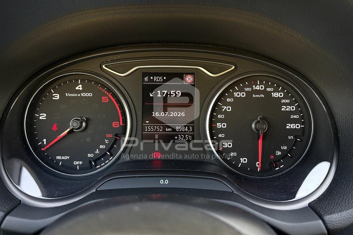 AUDI Q2 30 TDI S line Edition