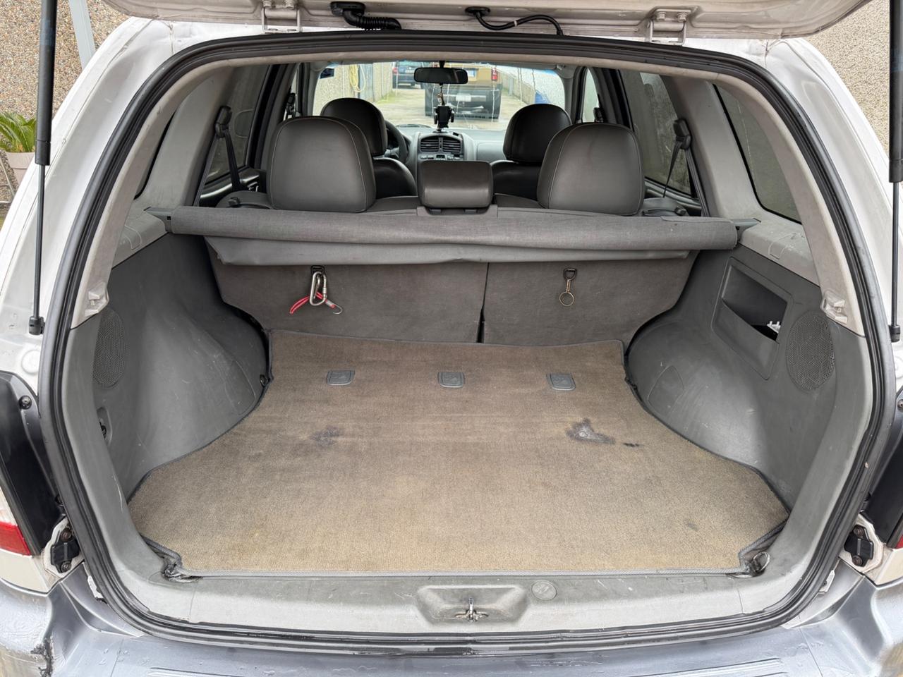 HYUNDAI SANTA Fe 2.0CRDi 4X4 4WD GANCIO TRAINO 1850KG