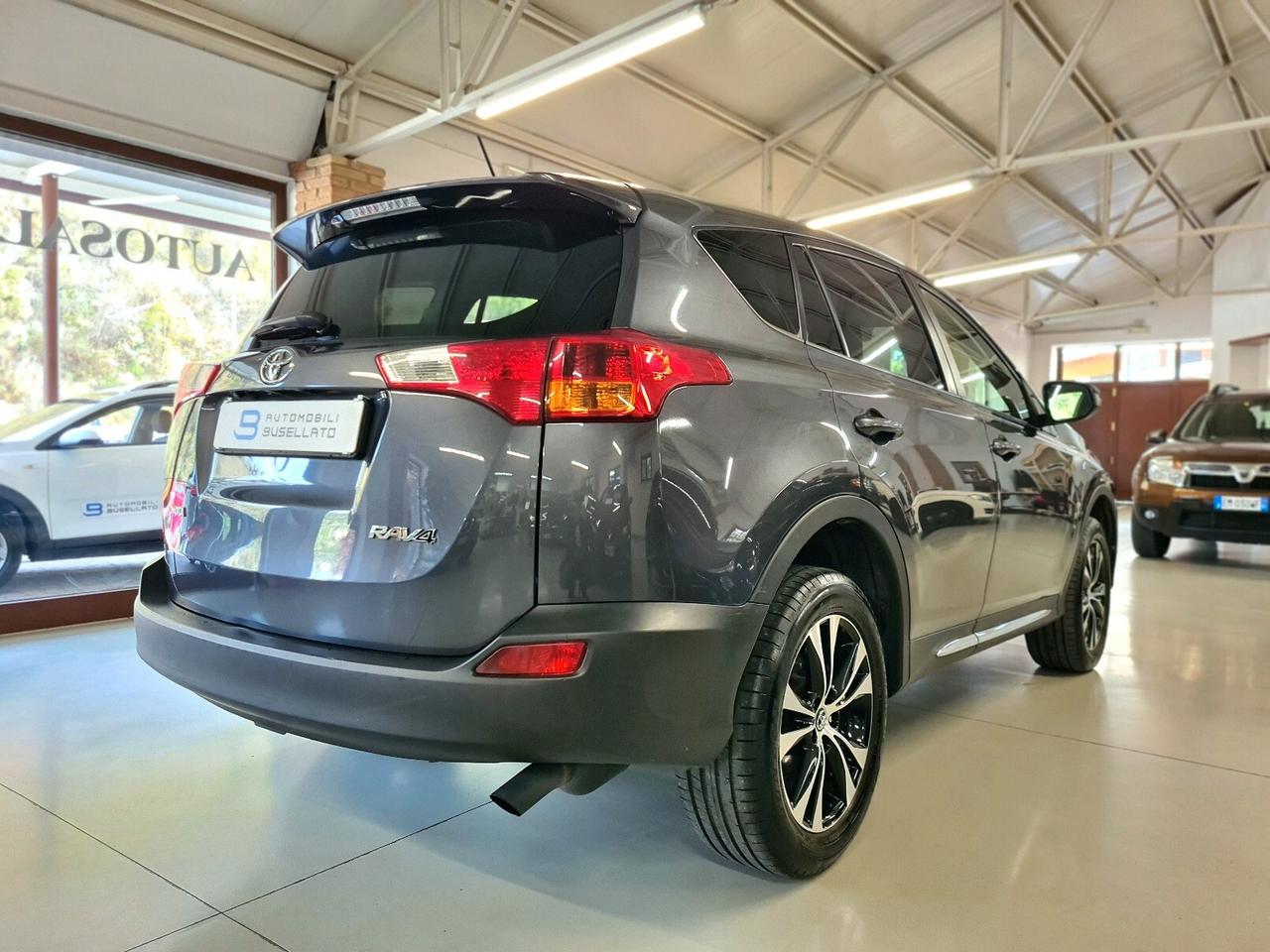 Toyota RAV 4 RAV4 2.0 D-4D 2WD Active