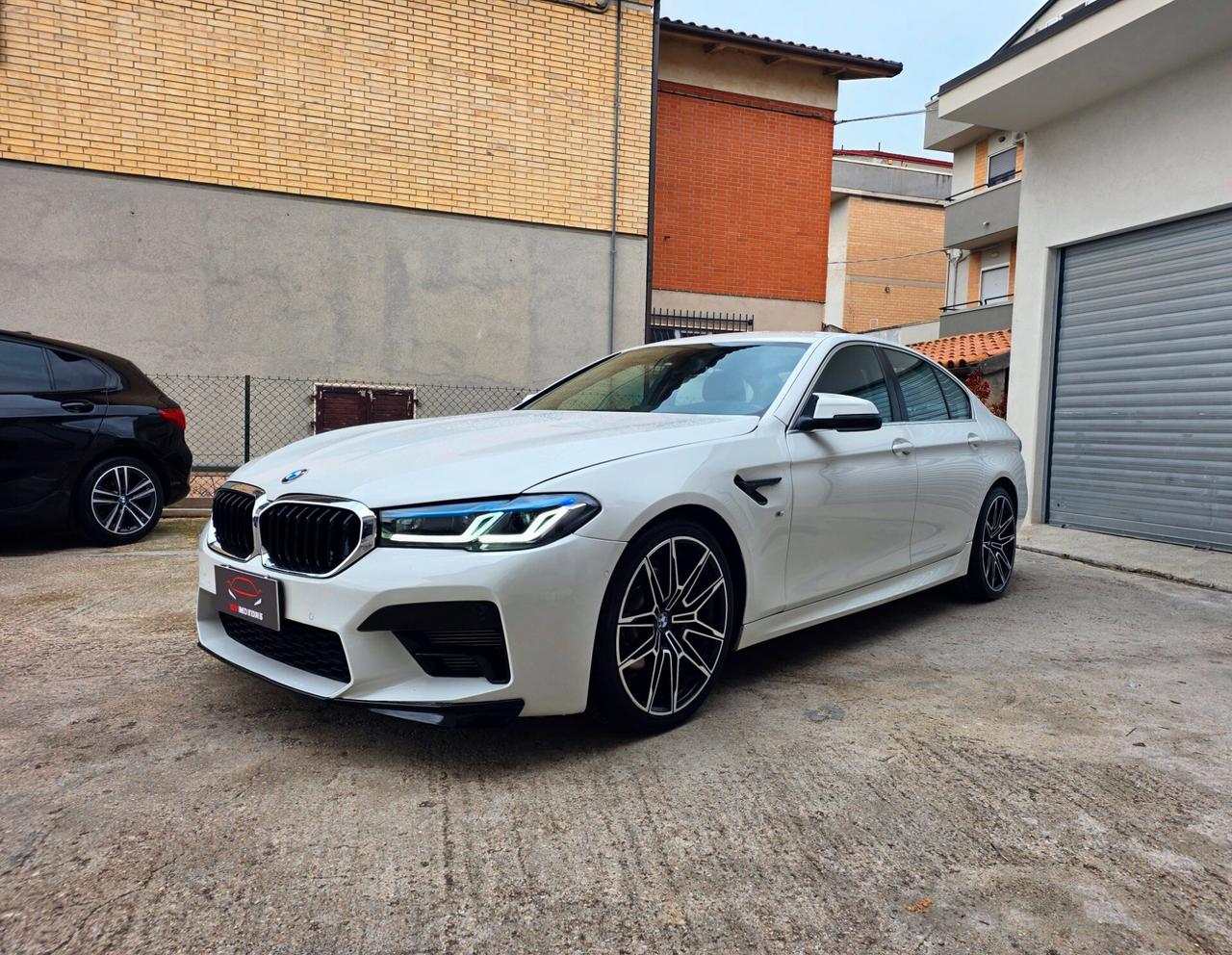 Bmw 520d F10 - LOOK M5 G30 Conversione Completa