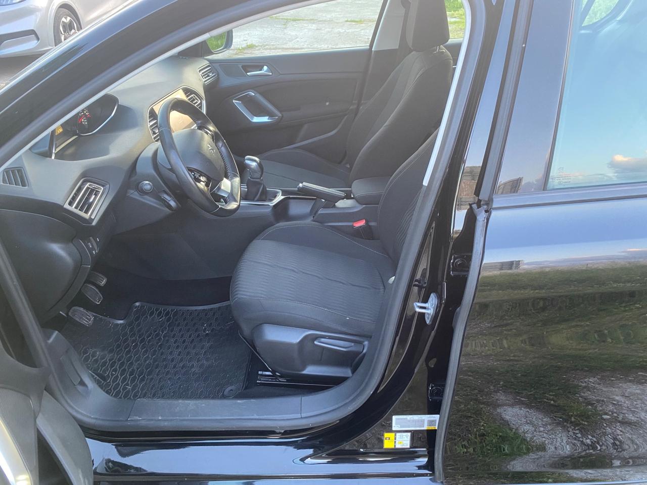 Peugeot 308 1.6 HDi 92 CV Active TUTTO INCLUSO