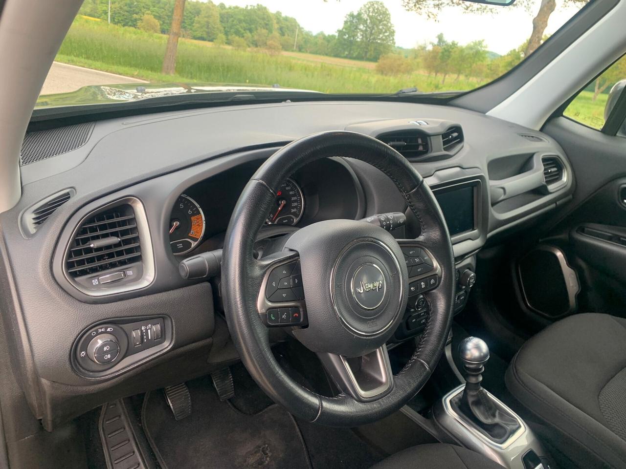 Jeep Renegade benzina - 2 r - neo patentati- unico proprietario del 2020 - 74000 km - in ottime condizioni