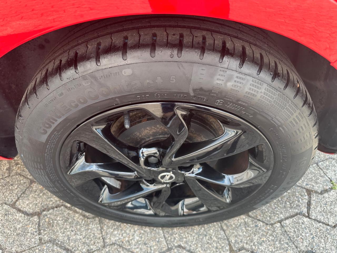 Opel Corsa 1.2 Coupé b-Color
