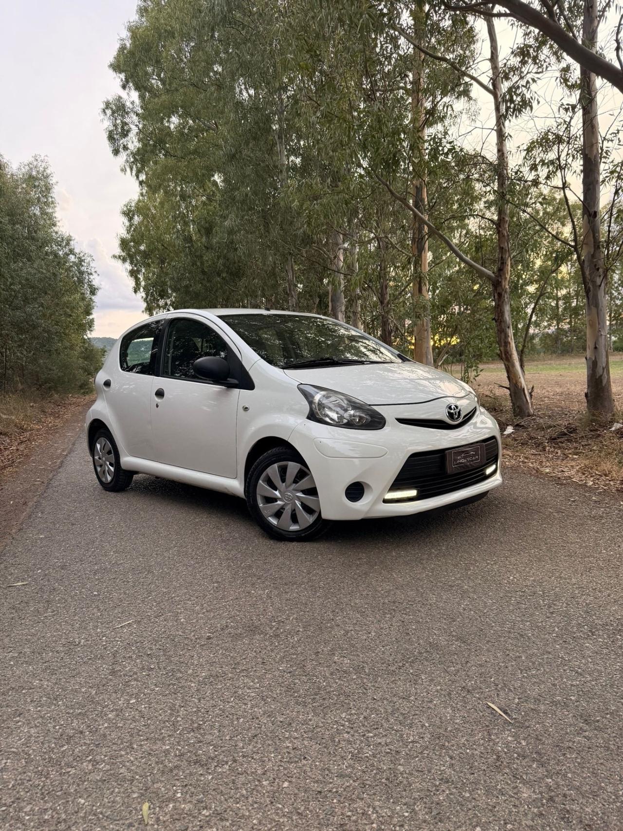 Toyota Aygo 1.0 12V VVT-i 5 porte Active Connect