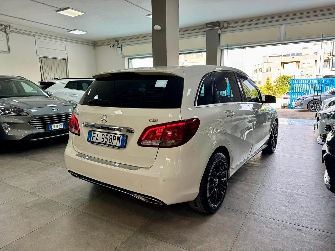 Mercedes B 180 1.5 CDI Automatic Sport 2015