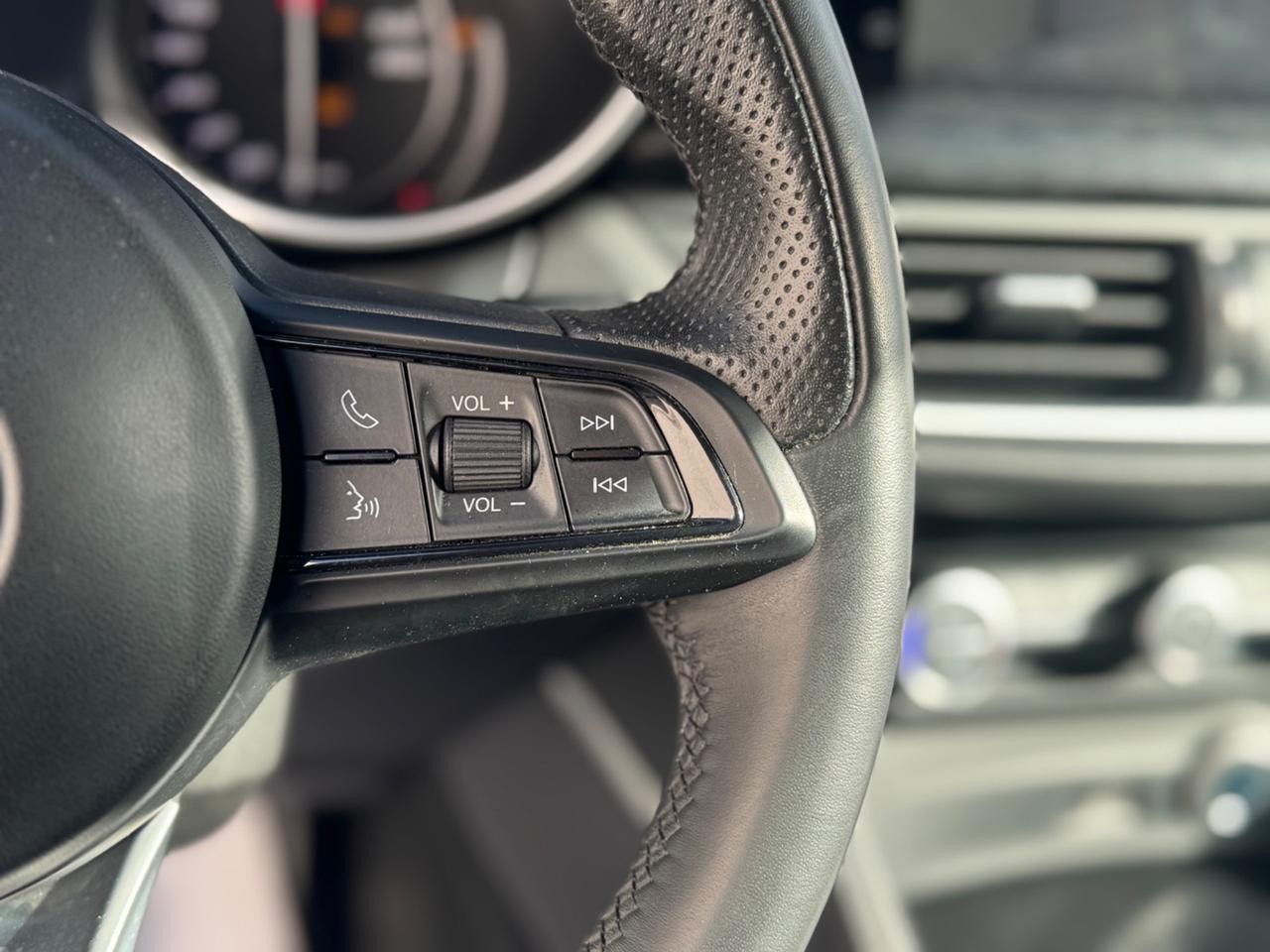 ALFA ROMEO STELVIO 2.2 160 CV SUPER FULL IVA ESPOSTA