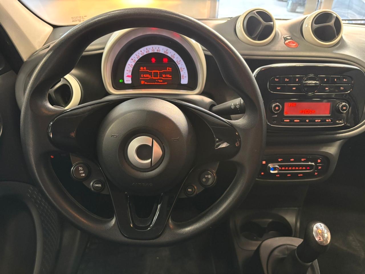 Smart ForFour 70 1.0 twinamic Youngster