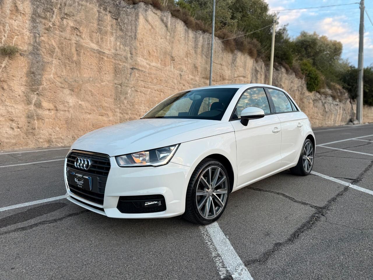 Audi A1 SPB ADMIRED/1.4 TDI 90CV/NAVI/NEOPATENTATI