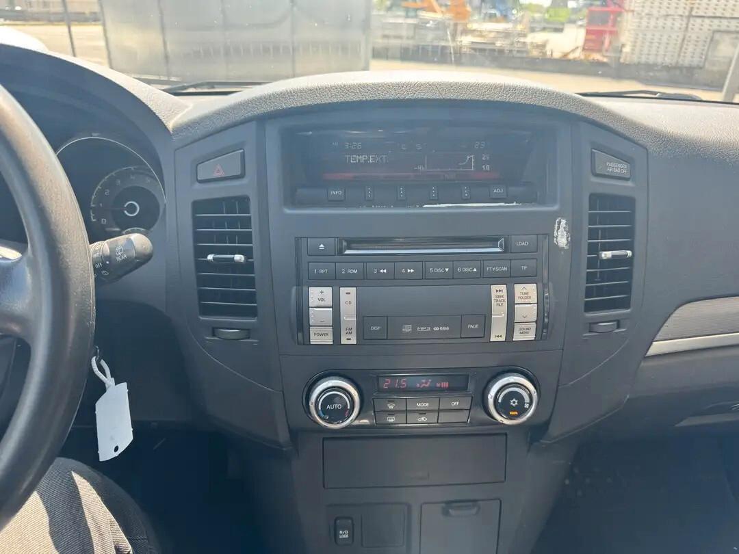 Mitsubishi Pajero 3.2 DI-D 16V 3p. Invite DPF