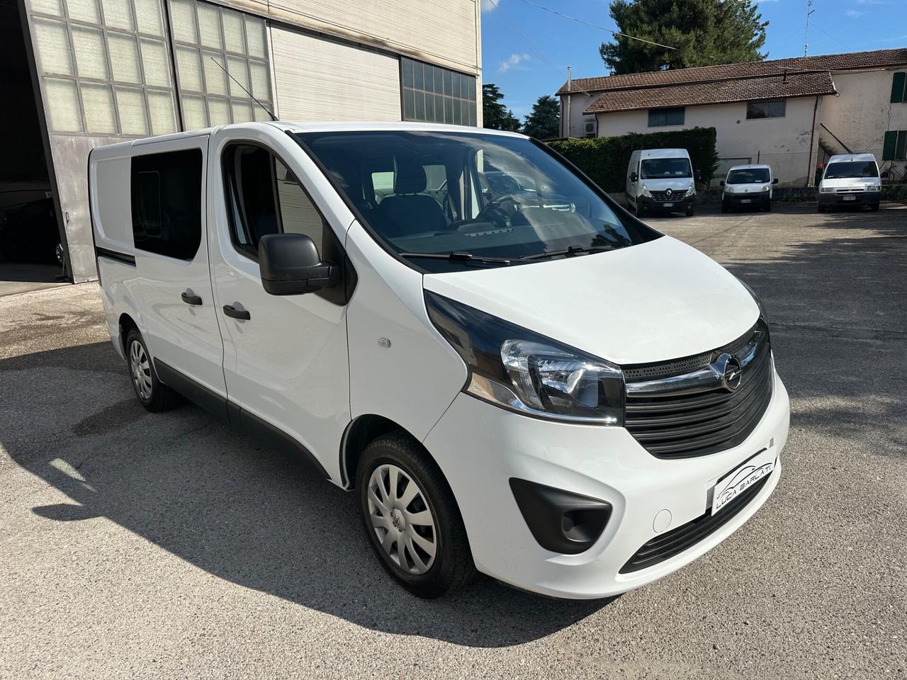 Opel Vivaro 1.6 CDTi Combi 6 posti Autocarro