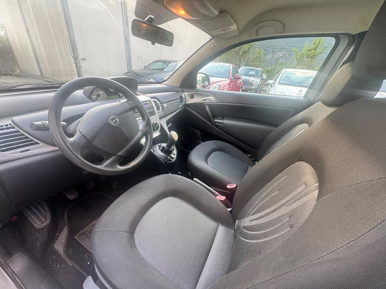 Lancia Ypsilon 1.3 NEOPATENTATI