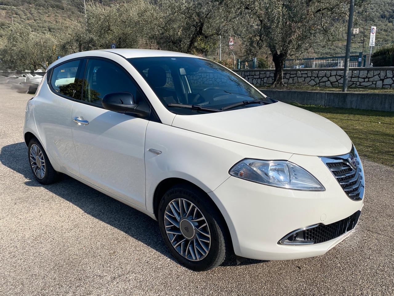 Lancia Ypsilon 1.2 69cv Platinum - IMPECCABILE !!!