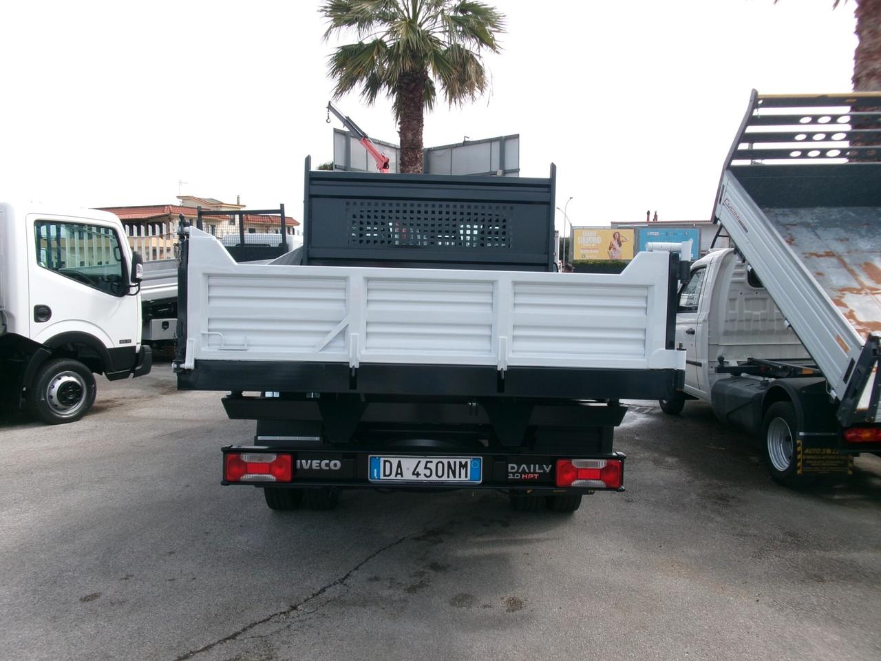 Iveco Daily 35C18 3000 180CV E4 RIBALTABILE TRILATERALE NUOVO 195000 KM