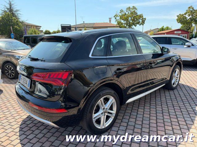AUDI Q5 2.0 TDI Sport QUATTRO S tronic