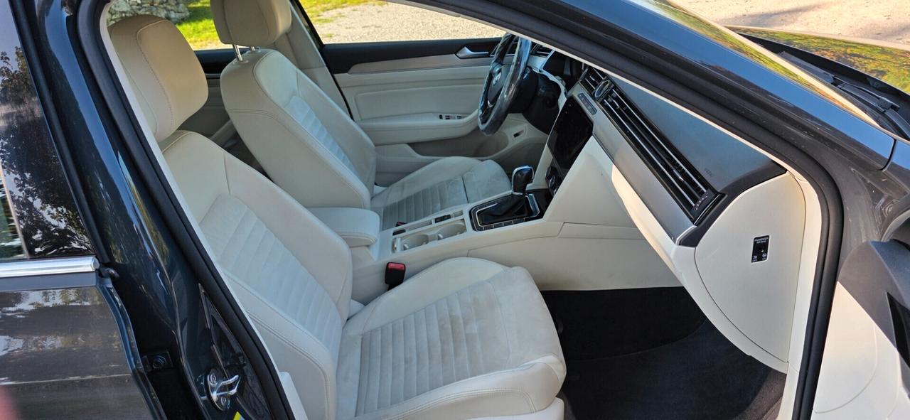 Passat 2.0 TDI 190 CV 4MOTION Executive IVA ESPOSTA