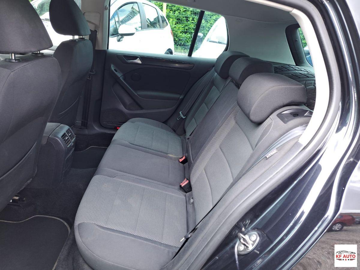 VOLKSWAGEN - Golf 1.6 tdi Comfortline 5p