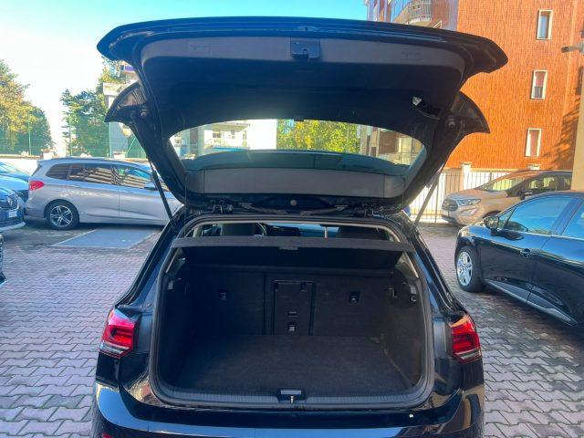VOLKSWAGEN Golf 1.5 eTSI 130 CV EVO ACT DSG Life