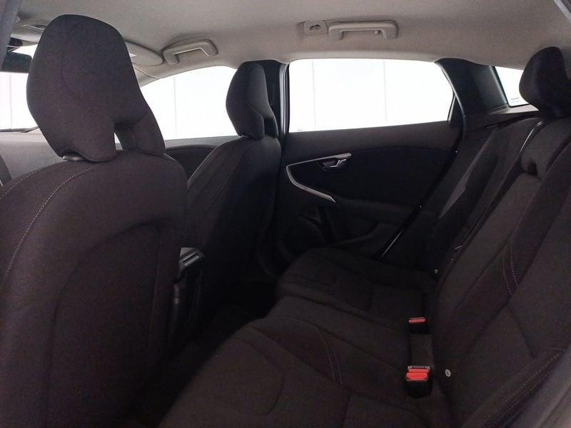 Volvo V40 II 2012 2.0 d2 my19