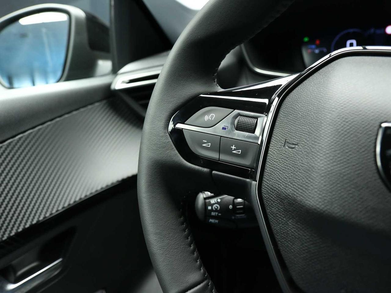 Peugeot 208 1.2 PureTech 100CV S&S 5p. Allur #9779