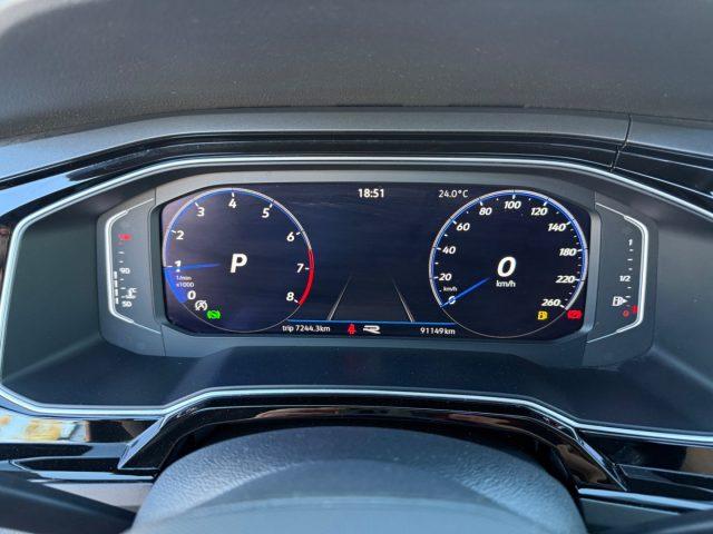VOLKSWAGEN Taigo DSG R-Line FULL OPTIONAL