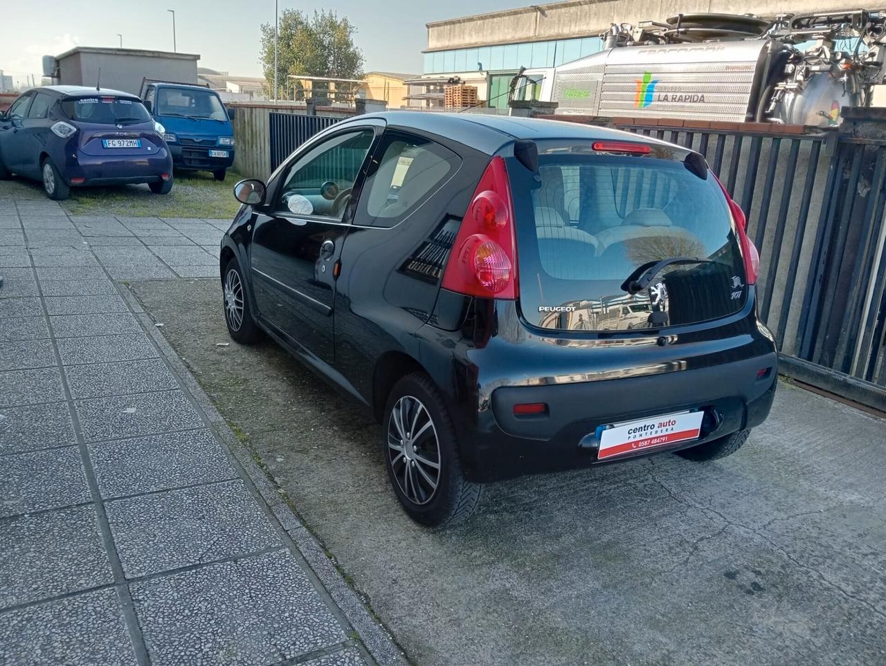 Peugeot 107 1.0 68CV 3p. Sweet Years