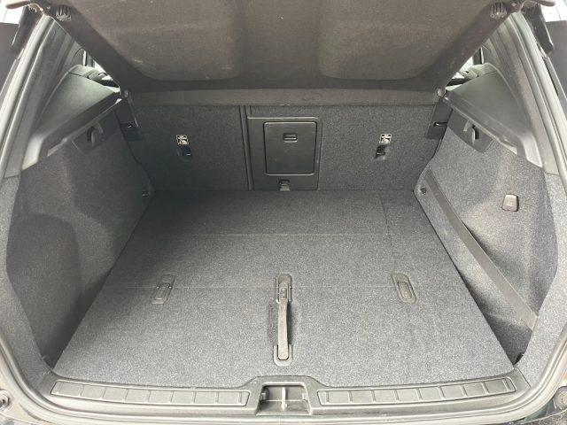 VOLVO XC40 D3 AWD Geartronic Momentum